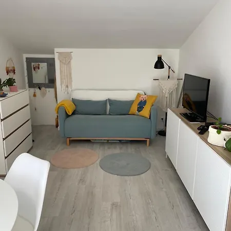 Maison Bord De